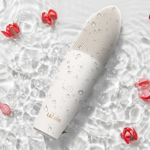 L&L Skin - EMI Facial Cleansing Brush